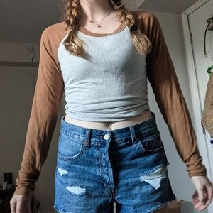 Wild Fable long sleeve baseball tee